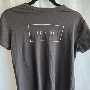 Gray 'Be Kind' T-Shirt